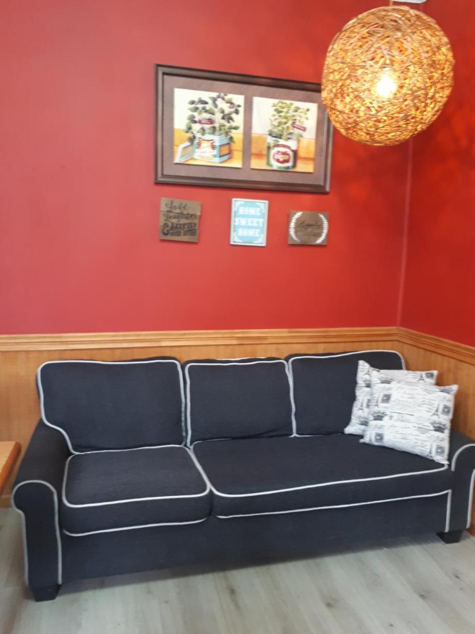 Hostal Guanaco Blanco ปวยร์โตนาตาเลส ภายนอก รูปภาพ